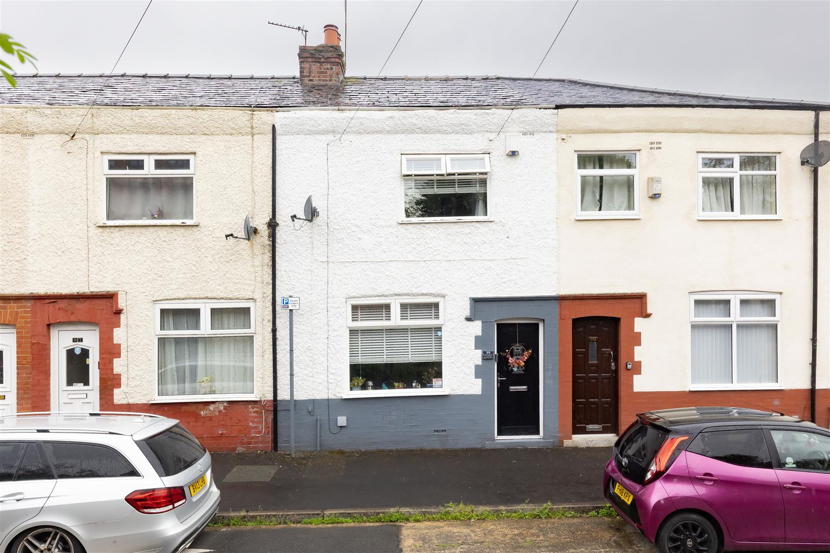 2 bed property in Balcarres Road, Preston